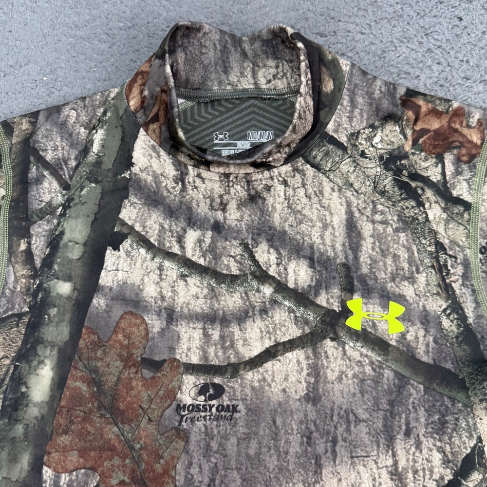 Under Armour ColdGear Shirt Mens Medium Camo Mossy Oak‎ Treestand Mock Neck 2085